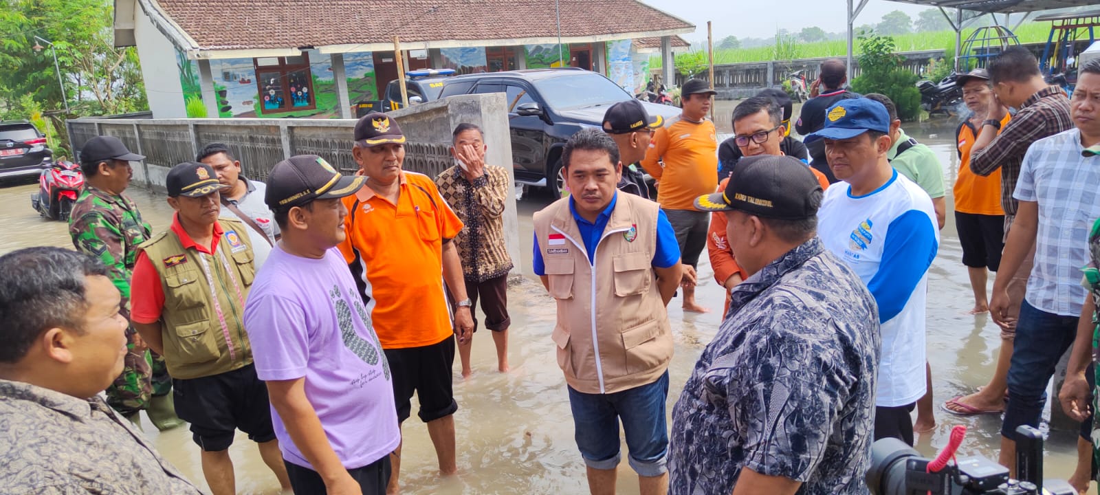 Gerak Cepat Pemkab Jombang Salurkan Bantuan Pada Warga Terdampak Banjir